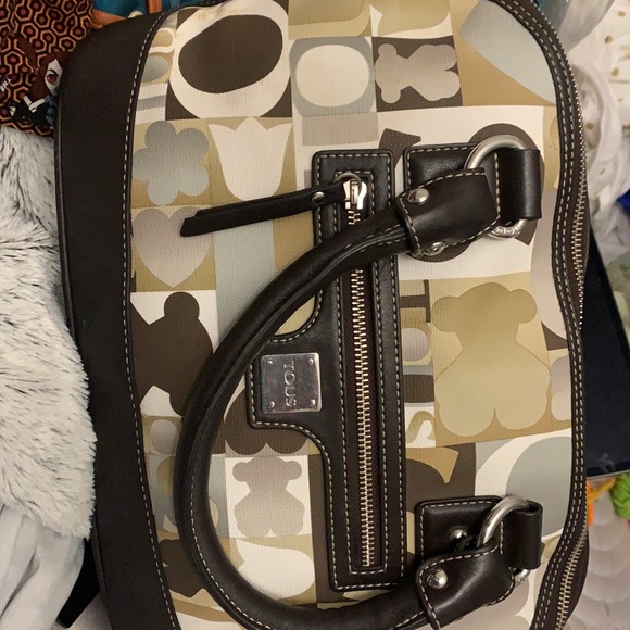 Tous - Picture 3 of 8